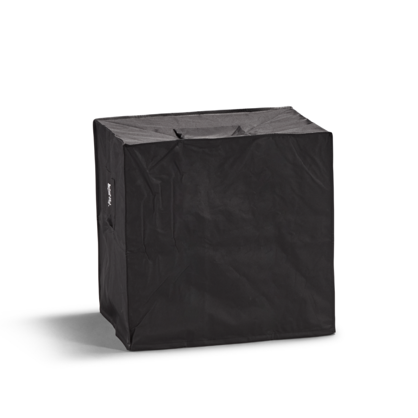 Cedar Planters 18x24 inch winter cover on white background