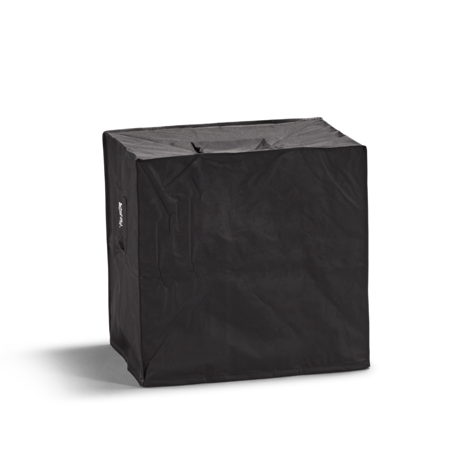 Cedar Planters 18x24 inch winter cover on white background
