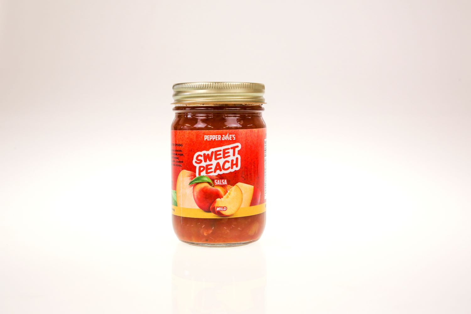 Pepper Joe's Sweet and Spicy Salsa 5-Pack - salsa gift set - sweet peach salsa jar on white background